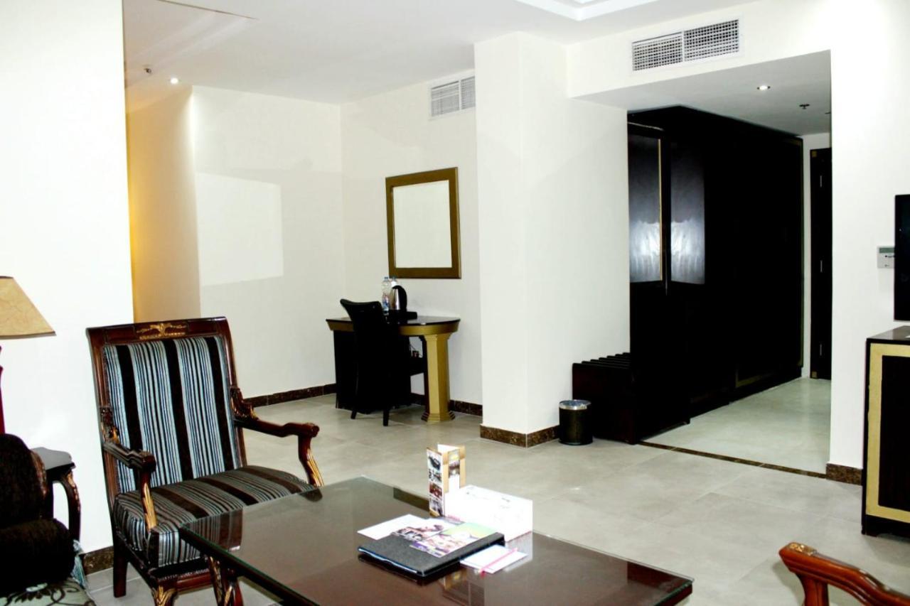Tourist Hotel Doha Luaran gambar